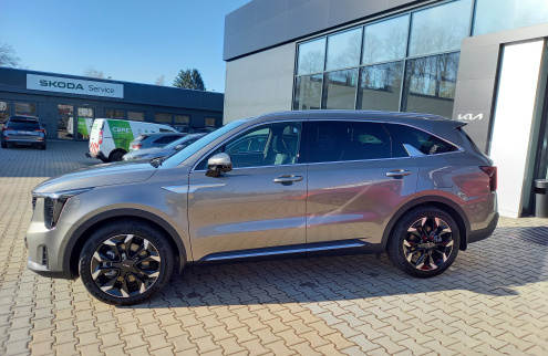 Kia Sorento 2,2 CRDi TOP 4x4 8 DCT