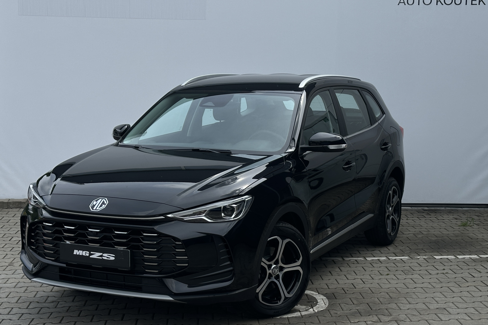 MG ZS HEV+ EMOTION 145kw