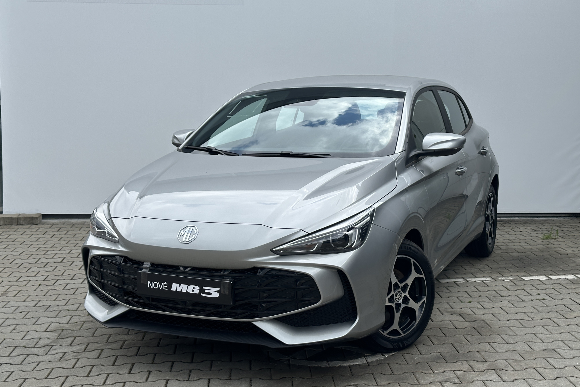 MG3, ELEGANCE 1.5 85kw/115hp