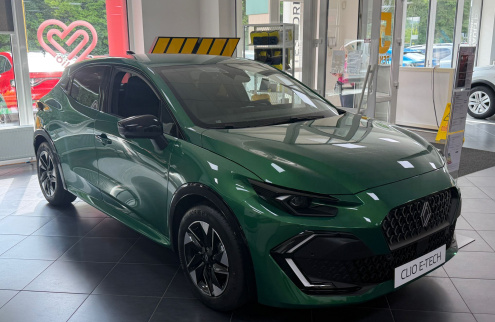 Renault Clio Full Hybrid 160k
