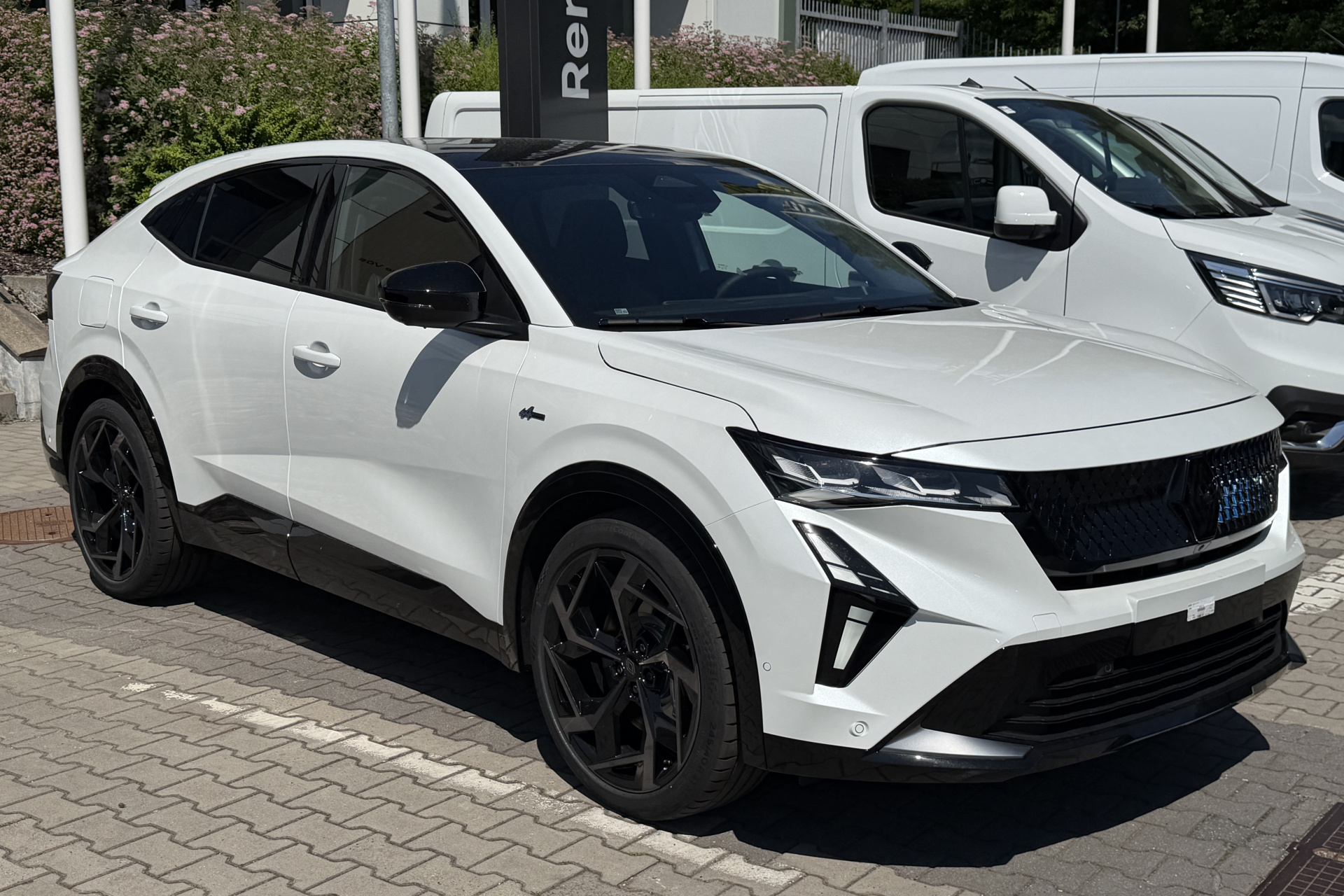 Renault Rafale Atelier Alpine hyper hybrid E-Tech 4x4 300