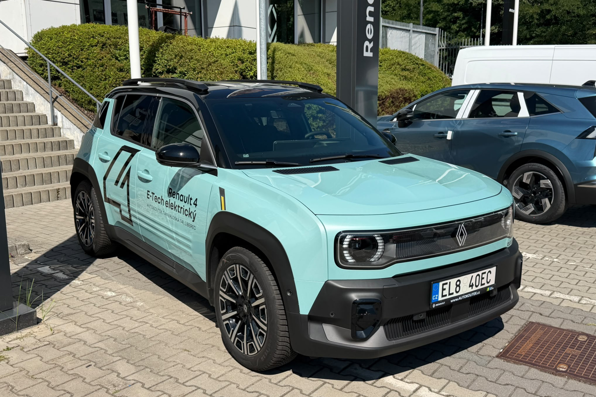 Renault R4 Iconic 150 k comfort range