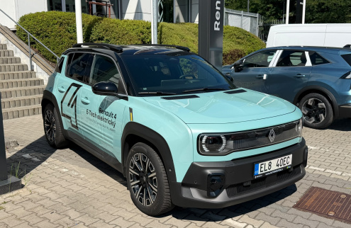Renault R4 Iconic 150 k comfort range