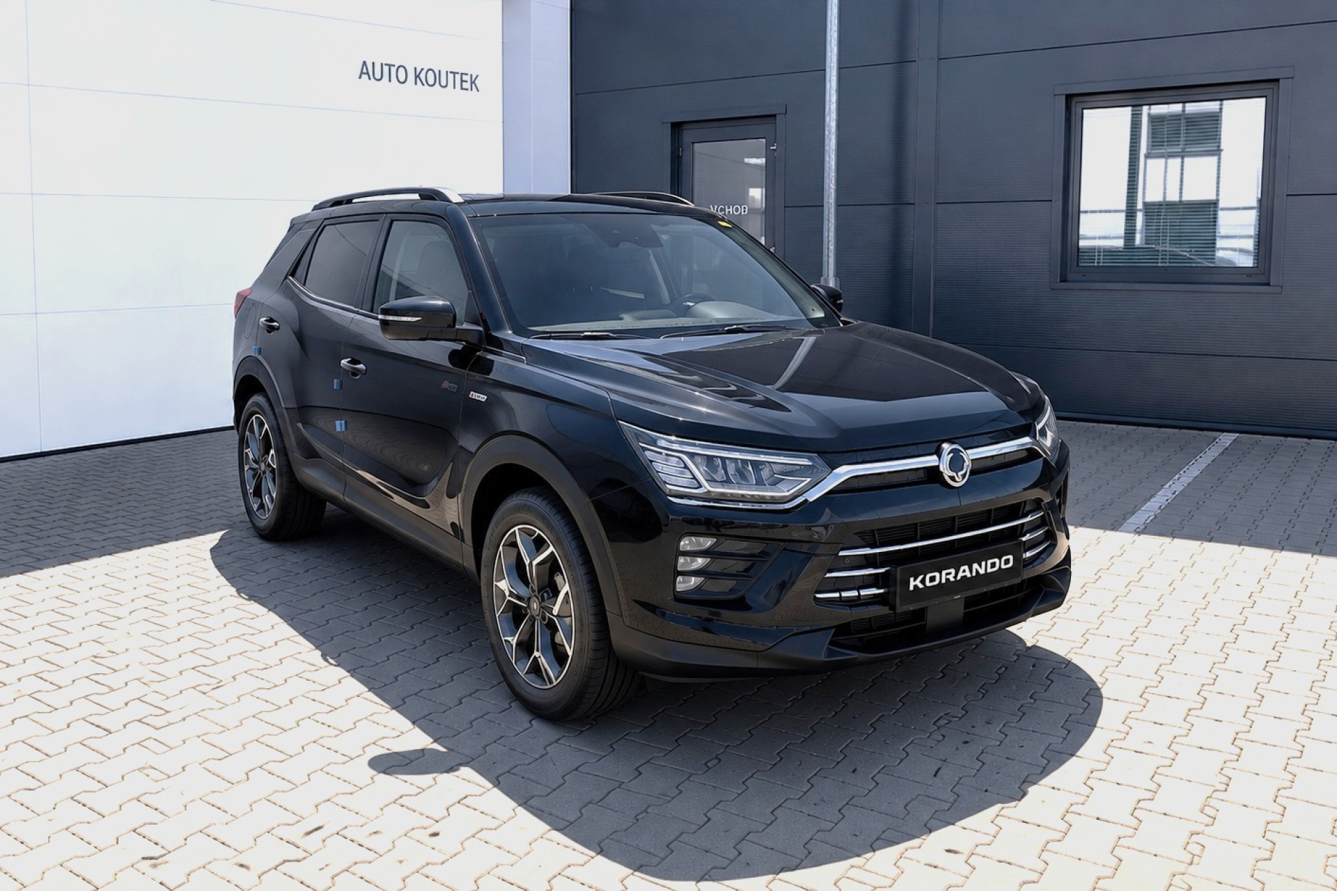 Korando Smart AT 4x4 WAA  Smart paket