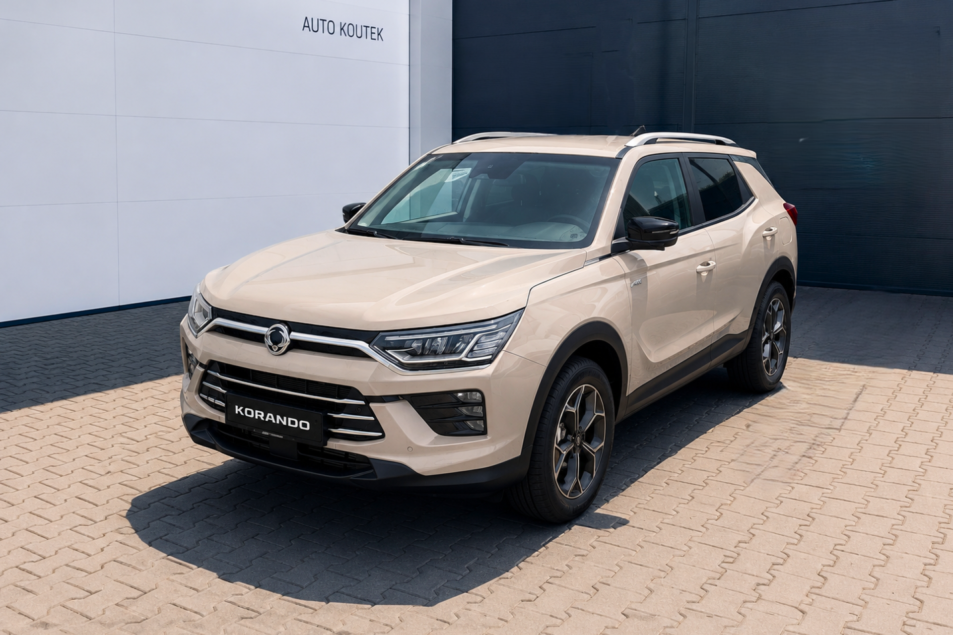 Korando Smart AT 4x4 Latte Smart paket